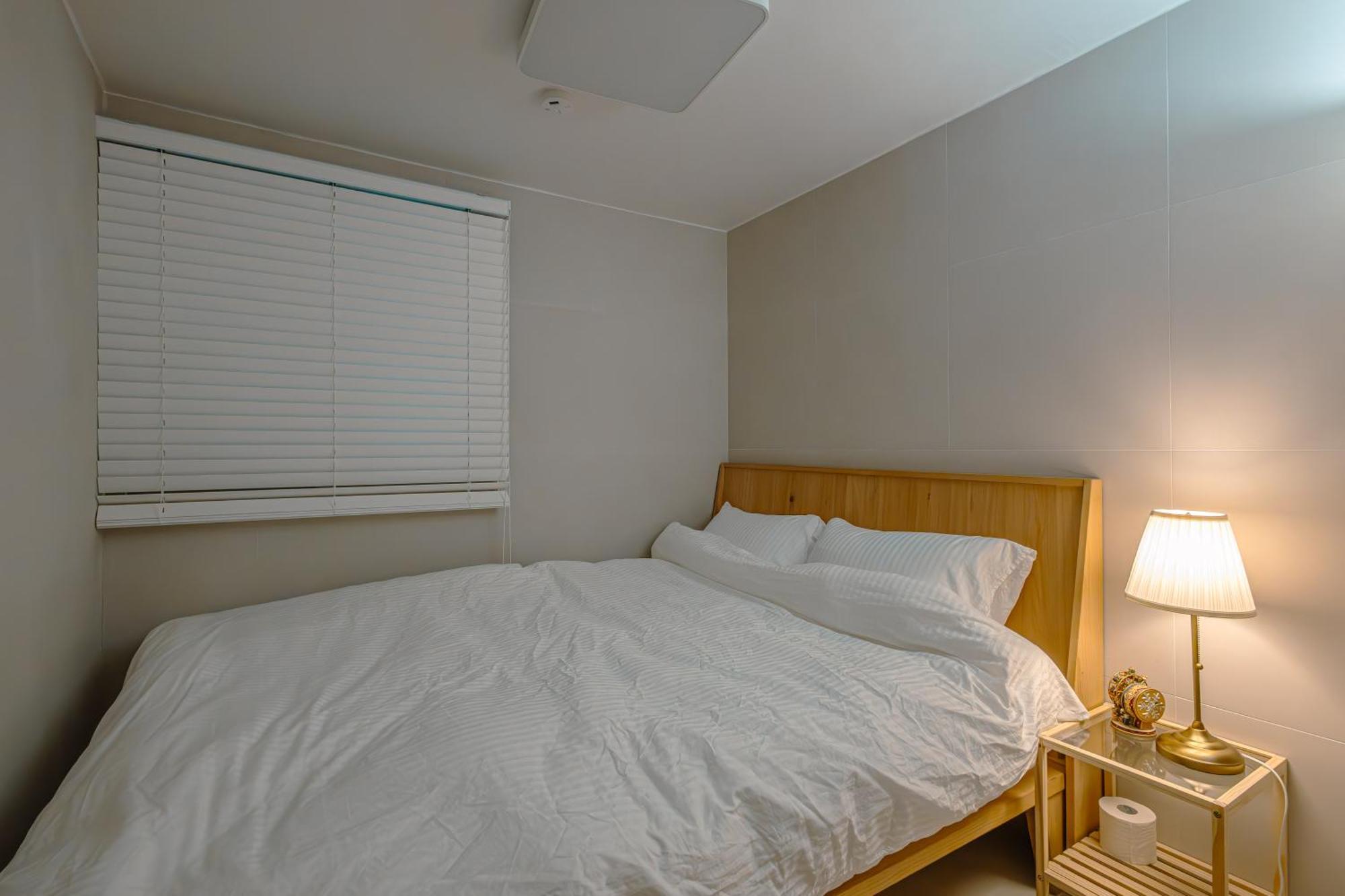 Marie'S House 102 Hongdae Hotel Seoul Exterior photo